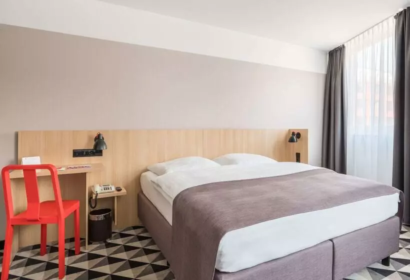 Fotos del hotel Azimut Hotel Vienna:  16