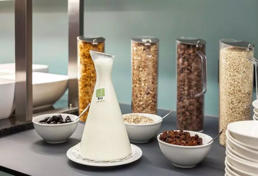 Fotos del hotel Azimut Hotel Vienna:  4