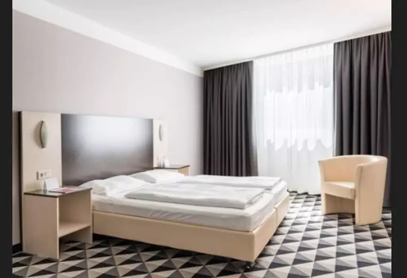 Fotos del hotel Azimut Hotel Vienna:  22