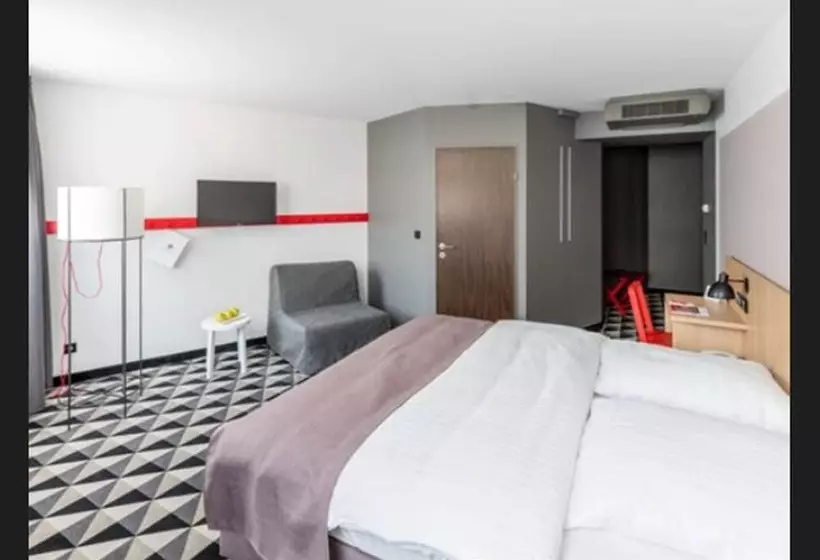 Fotos del hotel Azimut Hotel Vienna:  11