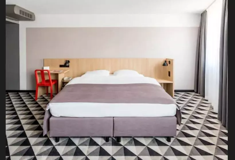 Fotos del hotel Azimut Hotel Vienna:  20