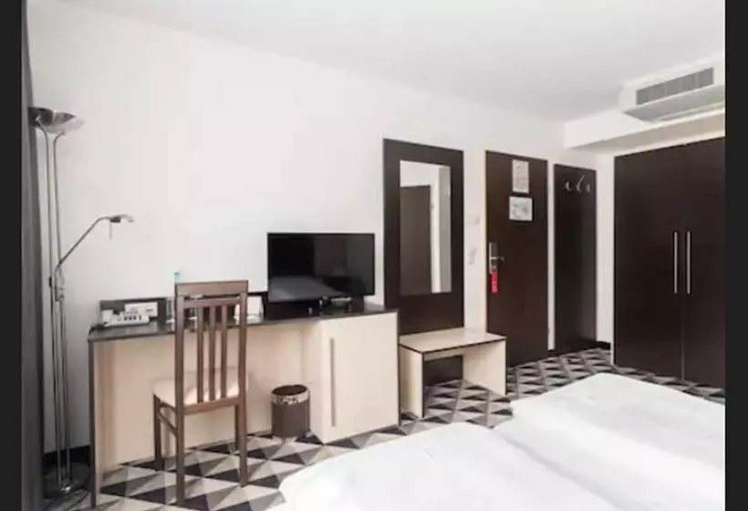 Fotos del hotel Azimut Hotel Vienna:  24