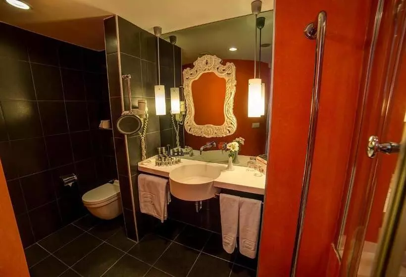 Fotos del hotel Beyond:  18