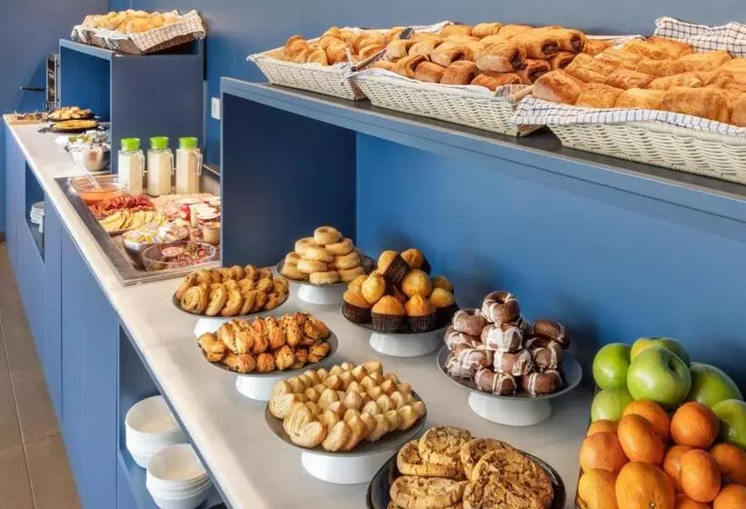 Fotos del hotel B&b Hotel Madrid Aeropuerto T1 T2 T3:  4