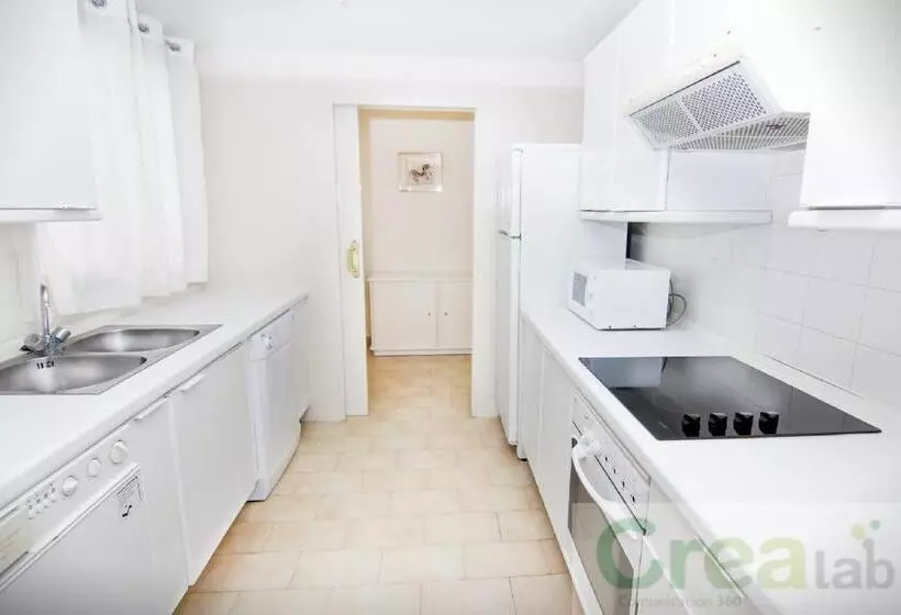 Fotos del hotel Park Plaza Suites Apartamentos:  12