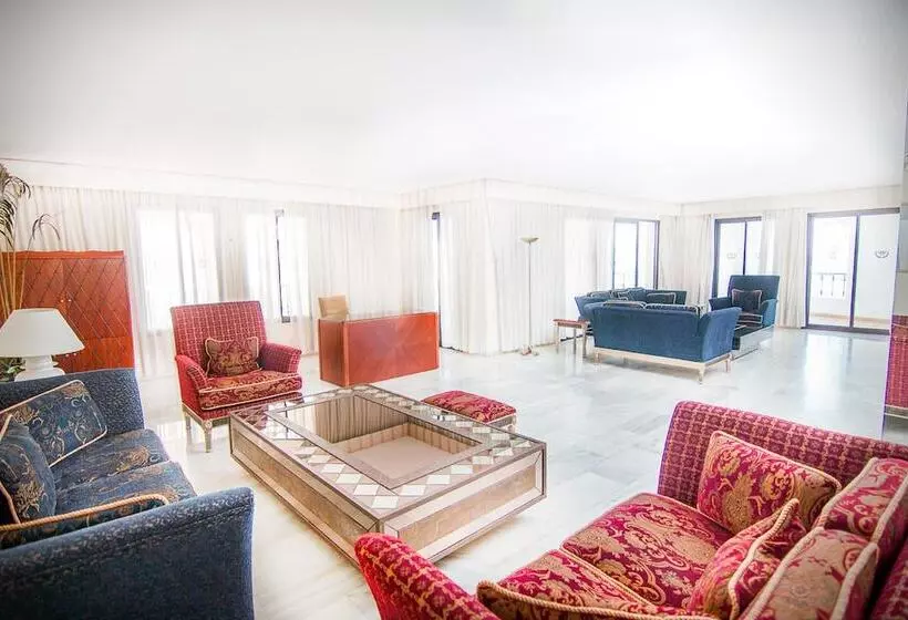 Fotos del hotel Park Plaza Suites Apartamentos:  7