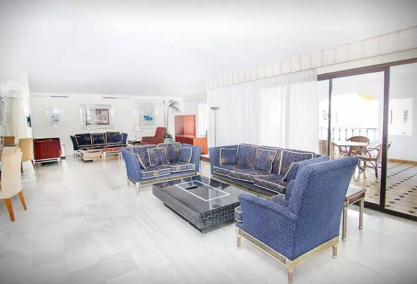 Fotos del hotel Park Plaza Suites Apartamentos:  19