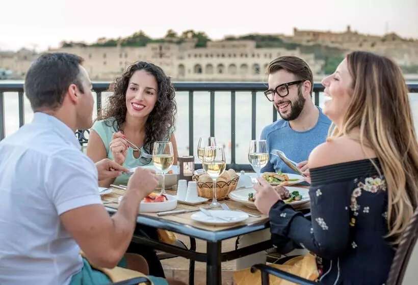 Fotos del hotel Grand Hotel Excelsior:  5