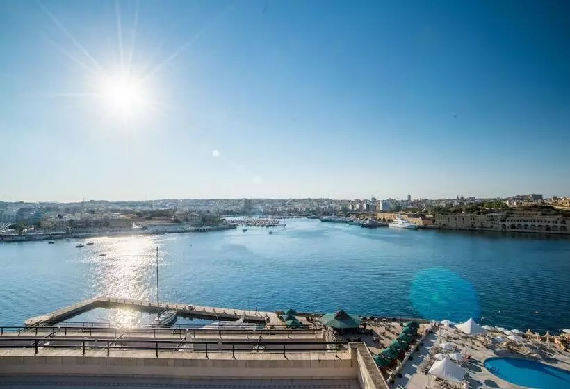 Fotos del hotel Grand Hotel Excelsior:  16