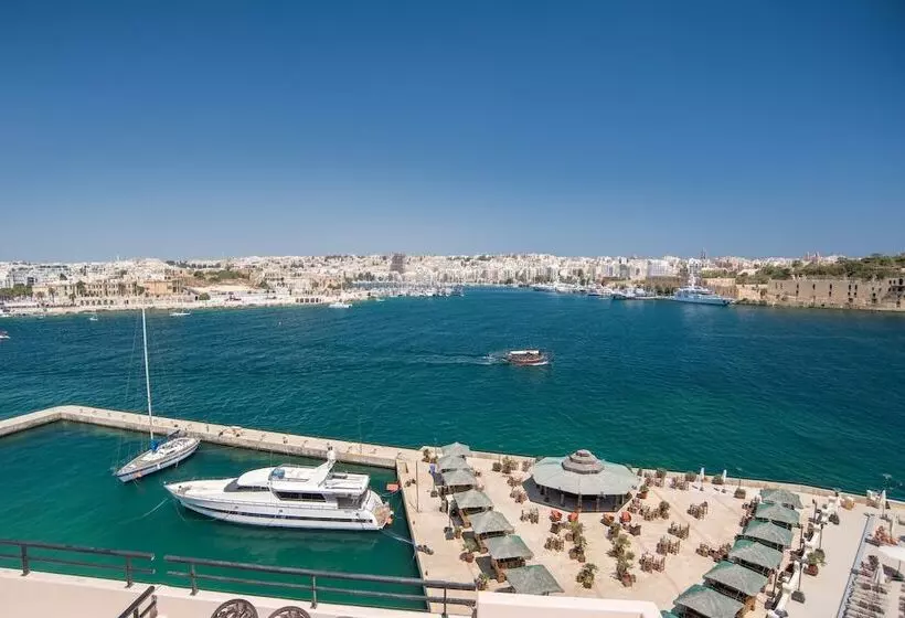 Fotos del hotel Grand Hotel Excelsior:  20