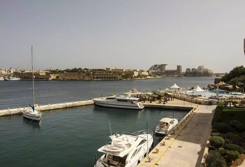 Fotos del hotel Grand Hotel Excelsior:  19