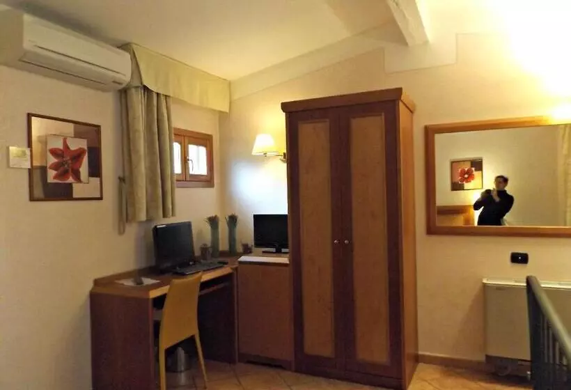 Fotos del hotel Mia Cara:  23