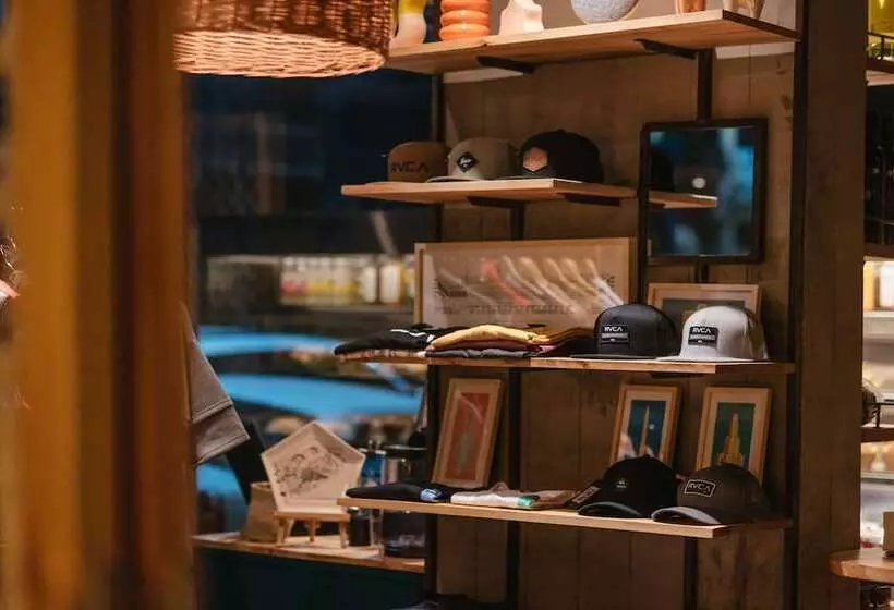 Fotos del hotel Selina Palermo:  28