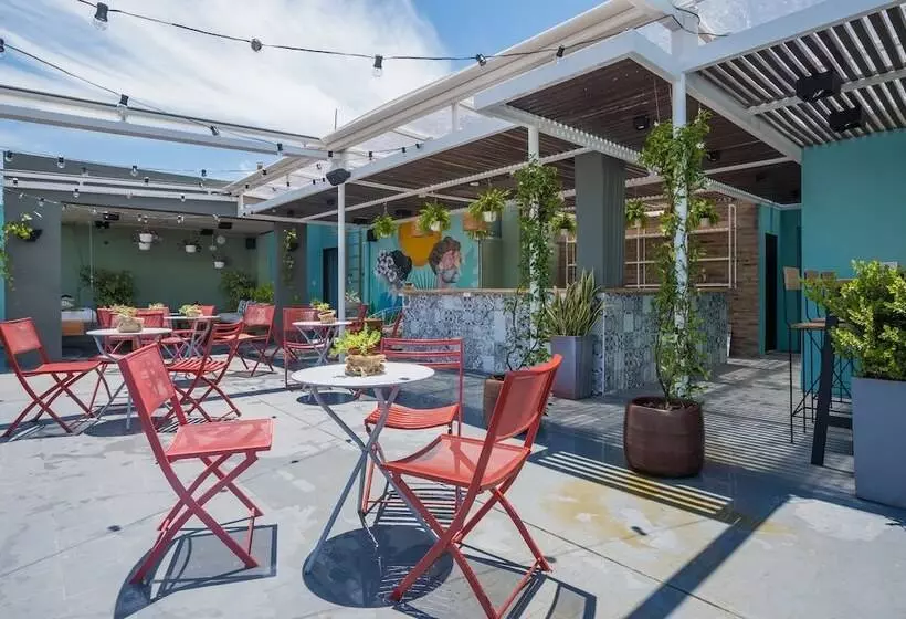 Fotos del hotel Selina Palermo:  8