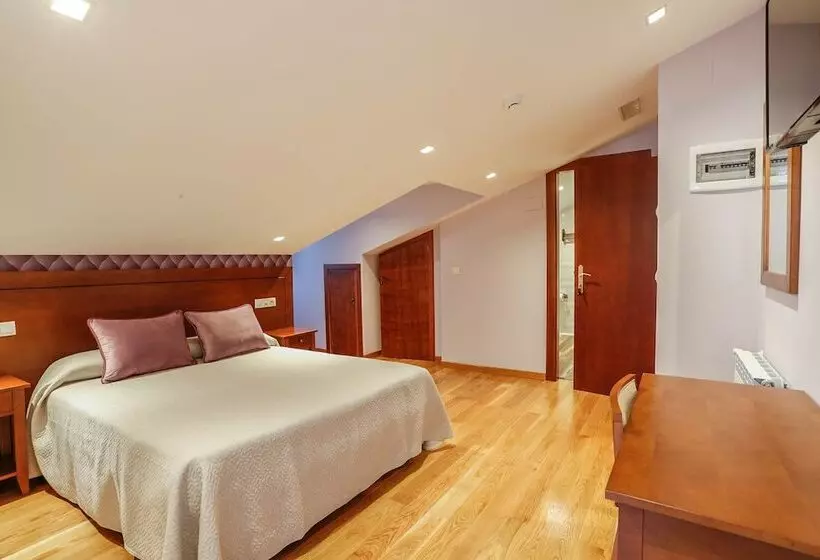 Fotos del hotel Villa de Pravia:  24