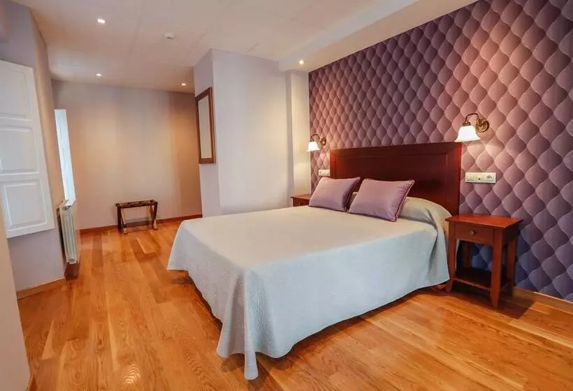 Fotos del hotel Villa de Pravia:  7