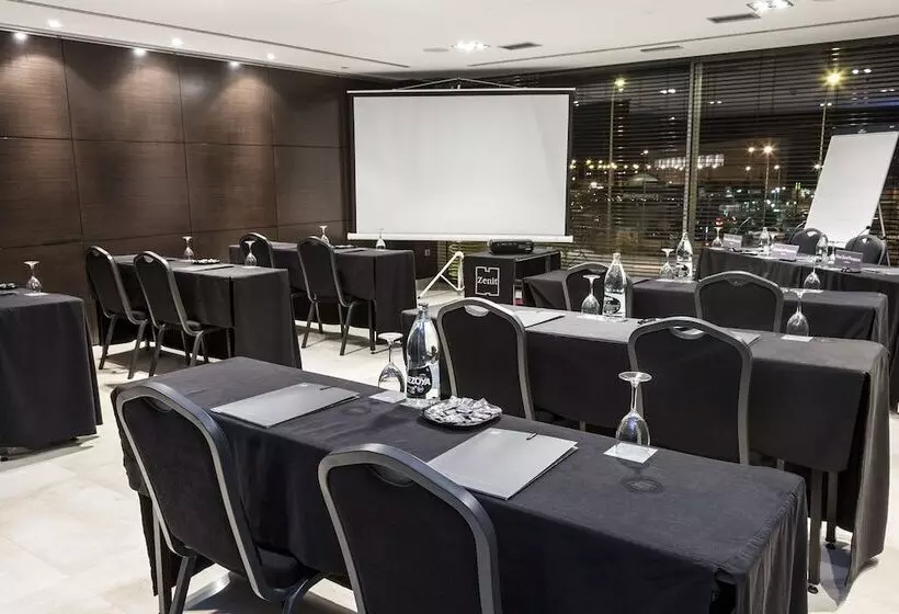 Fotos del hotel Zenit Pamplona:  8