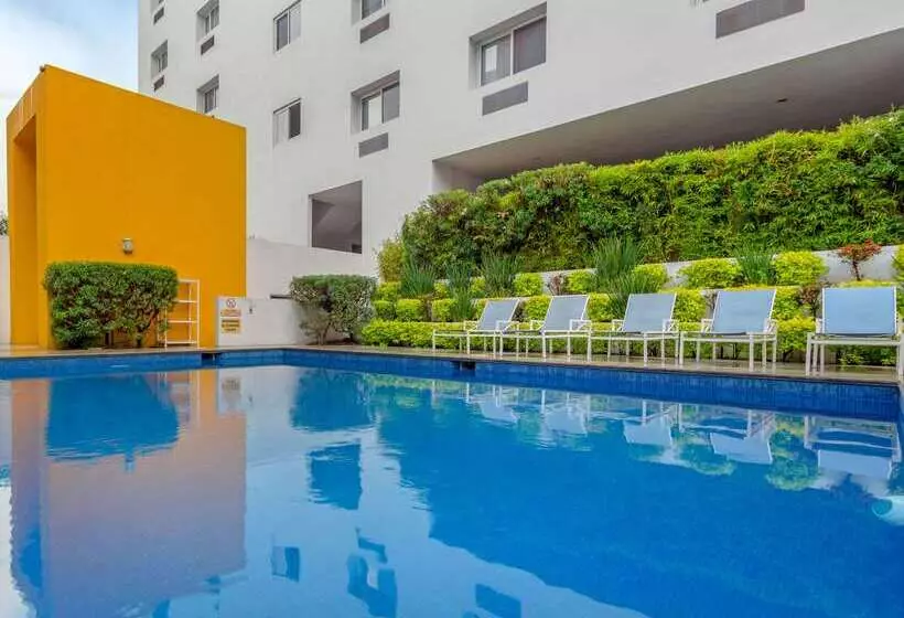 Fotos del hotel Comfort Inn Monterrey Valle:  3