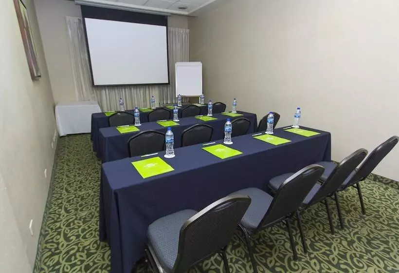 Fotos del hotel Courtyard Monterrey San Jeronimo:  15