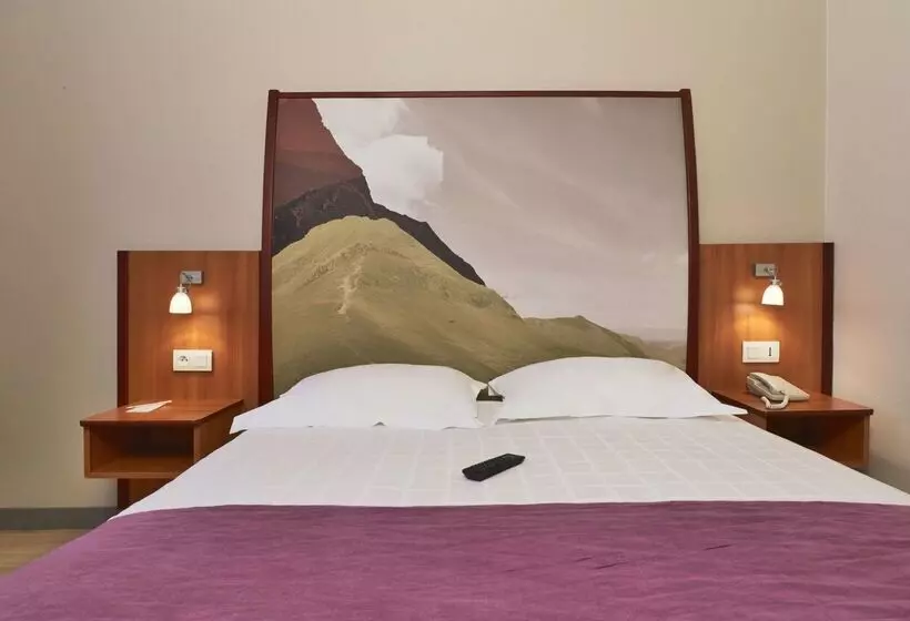 Fotos del hotel Kyriad Clermontferrandsud  La Pardieu:  25