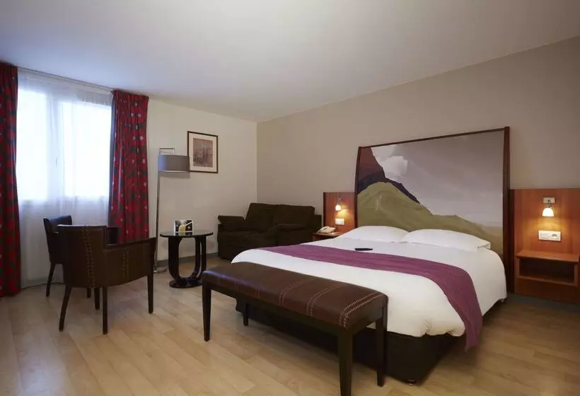 Fotos del hotel Kyriad Clermontferrandsud  La Pardieu:  7