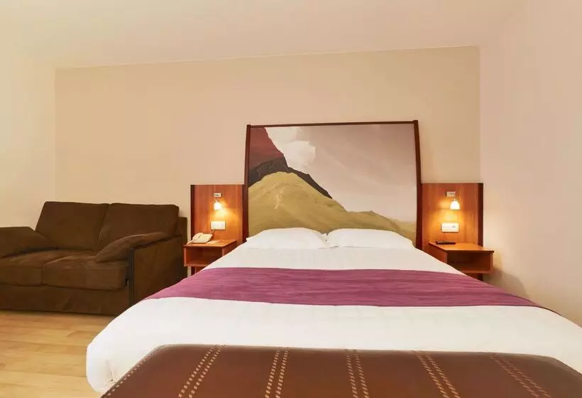 Fotos del hotel Kyriad Clermontferrandsud  La Pardieu:  24