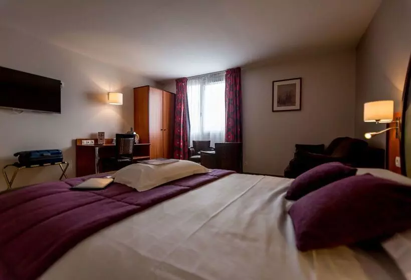 Fotos del hotel Kyriad Clermontferrandsud  La Pardieu:  17