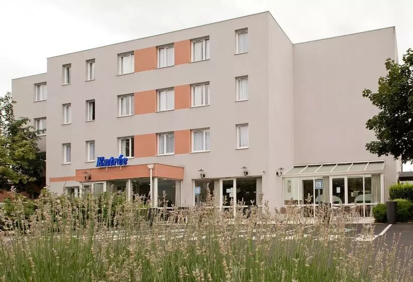 Kyriad Clermontferrandsud  La Pardieu