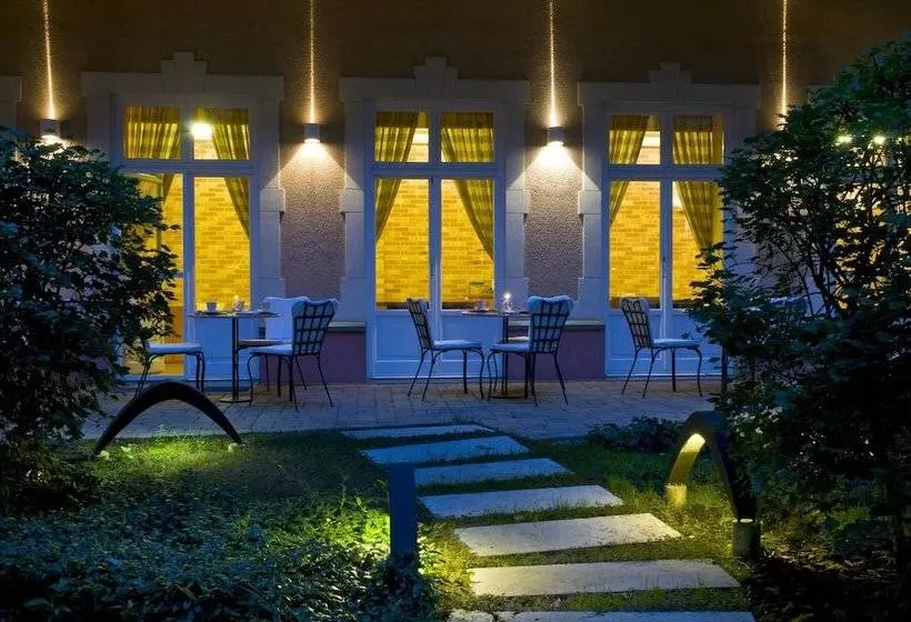 Fotos del hotel Mamaison Residence Izabella Budapest:  14