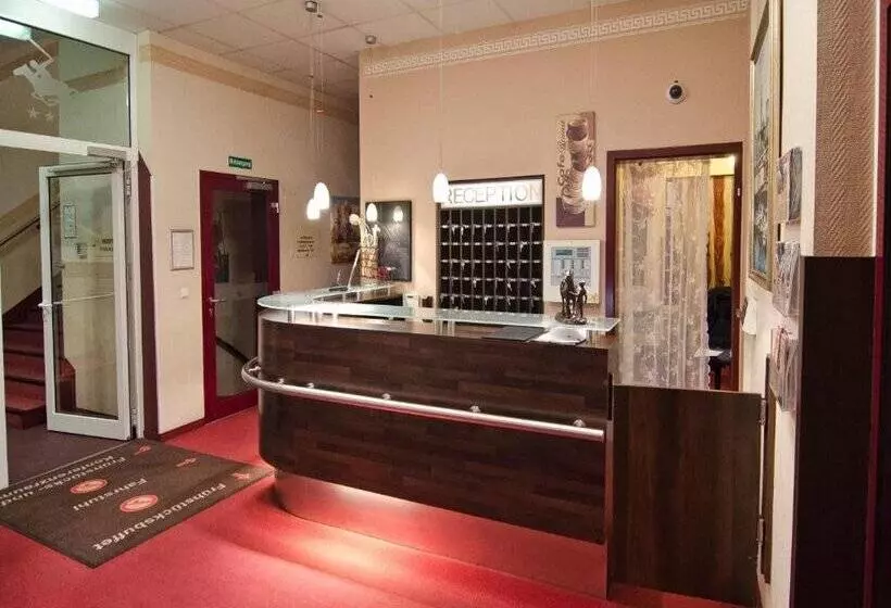 Fotos del hotel Polo Am Zob:  5