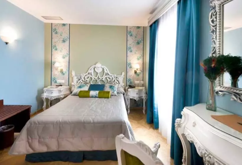 Fotos del hotel Adriano Boutique Sevilla:  13