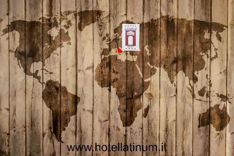 Fotos del hotel Latinum:  11