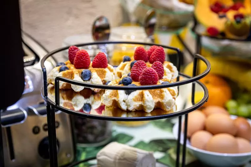 Fotos del hotel Romance Malesherbes By Patrick Hayat:  16