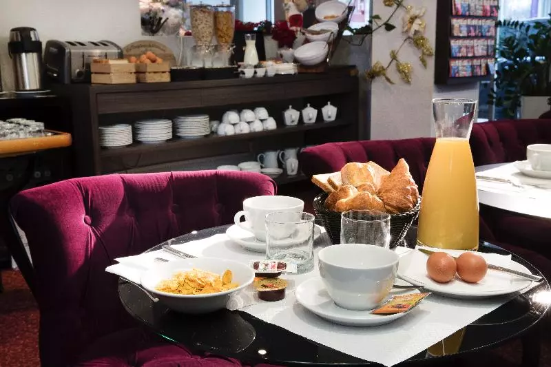 Fotos del hotel Hôtel Soft:  9