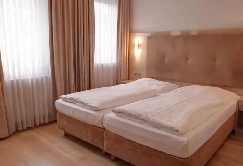 Fotos del hotel Am Kurfürstenplatz - Messe:  9