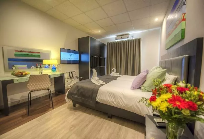 Fotos del hotel St. Julian S Bay:  18