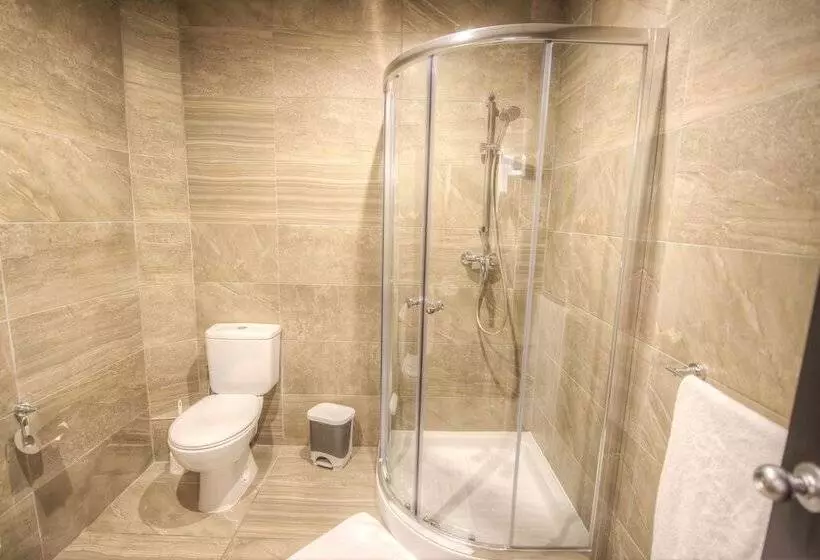 Fotos del hotel St. Julian S Bay:  6