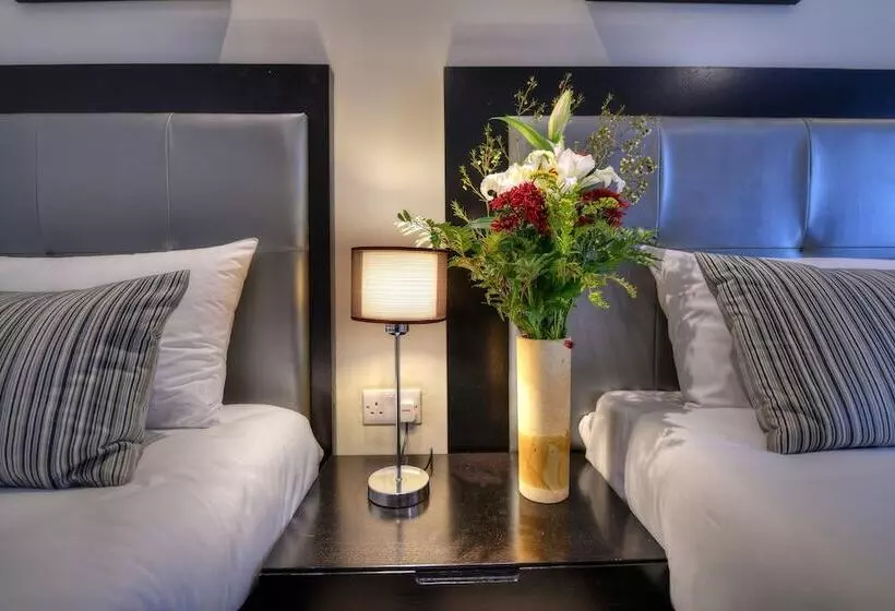 Fotos del hotel St. Julian S Bay:  25