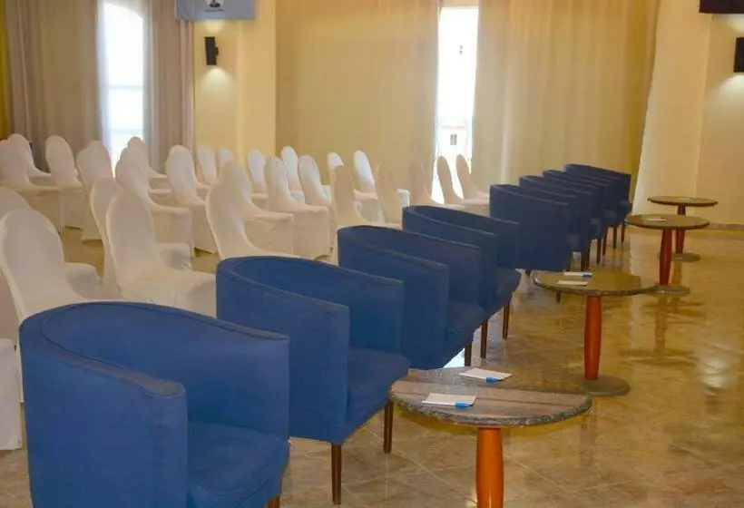 Fotos del hotel Royal Lagoons Resort & Aqua Park Families And Couples Only:  11