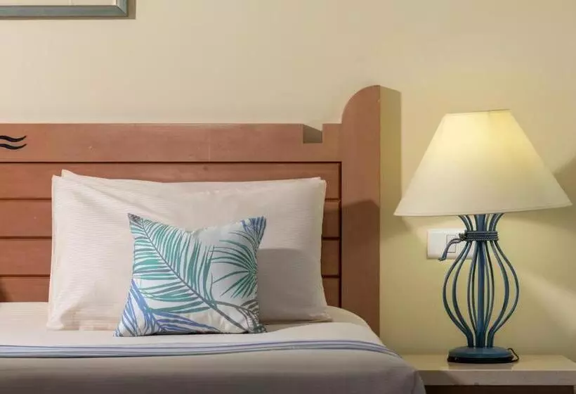 Fotos del hotel Royal Lagoons Resort & Aqua Park Families And Couples Only:  24