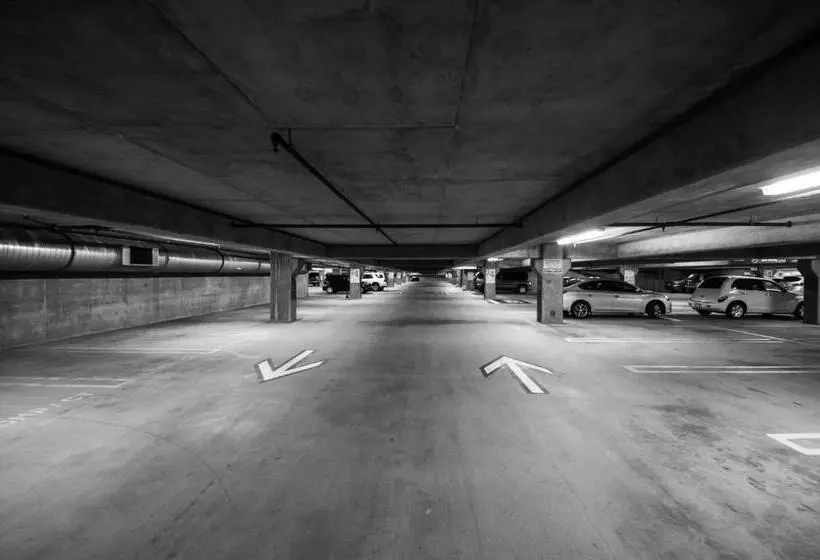 Fotos del hotel Candlewood Suites Montreal Downtown Centre Ville, An Ihg:  8