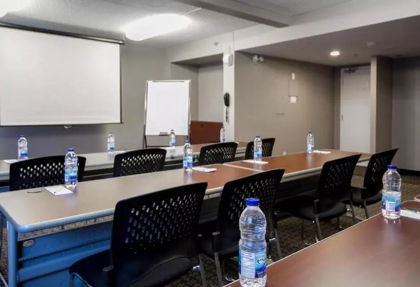 Fotos del hotel Candlewood Suites Montreal Downtown Centre Ville, An Ihg:  20