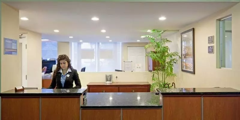 Fotos del hotel Candlewood Suites Montreal Downtown Centre Ville, An Ihg:  3