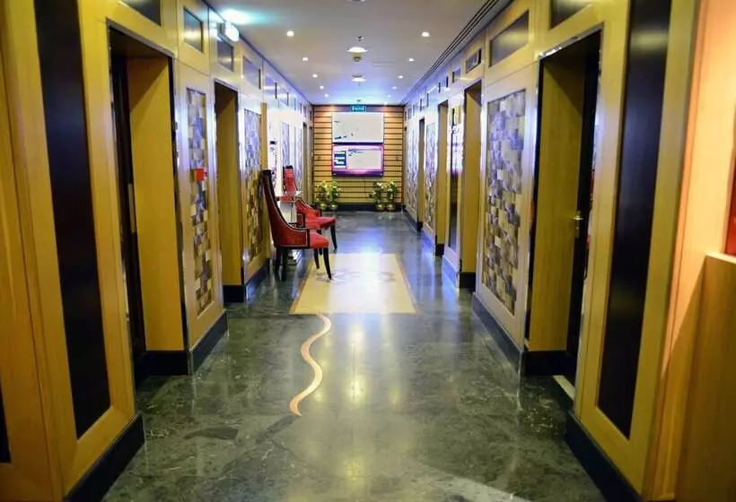 Fotos del hotel Sun And Sands Downtown:  9