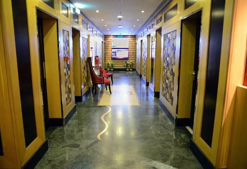 Fotos del hotel Sun And Sands Downtown:  37