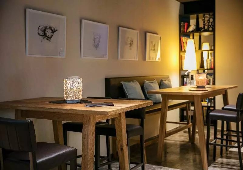 Fotos del hotel Arcotel Camino:  6