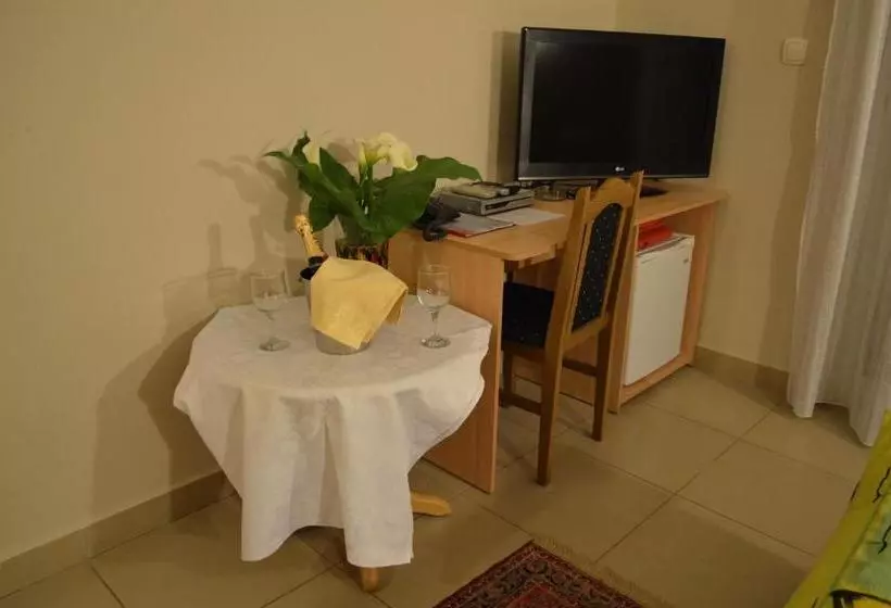 Fotos del hotel Kangaroo:  11