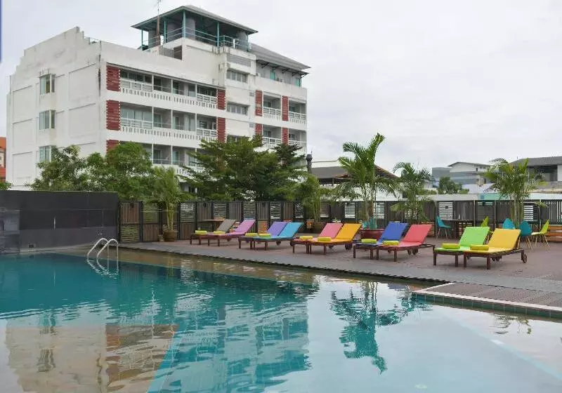 Fotos del hotel The Seasons Pattaya:  18