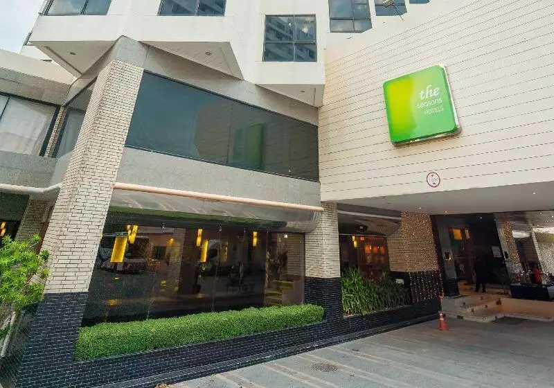 Fotos del hotel The Seasons Pattaya:  10