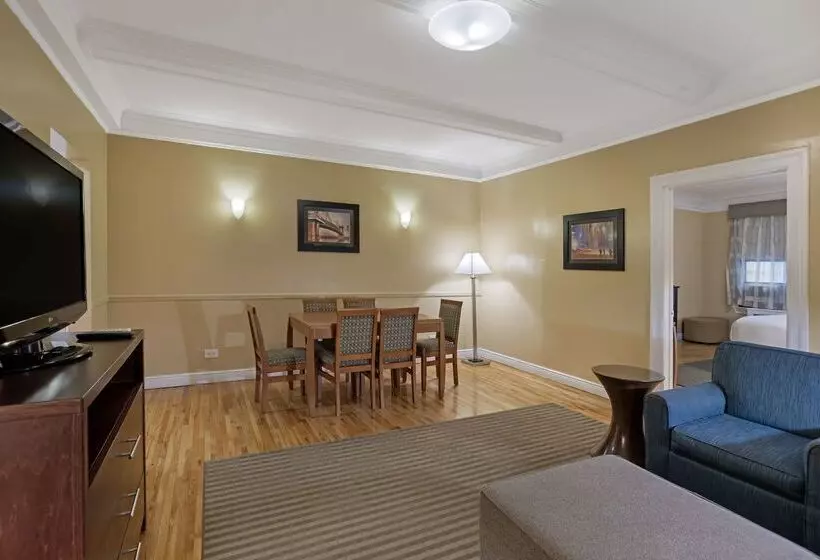 Fotos del hotel Best Western Plus Hospitality House Suites:  3